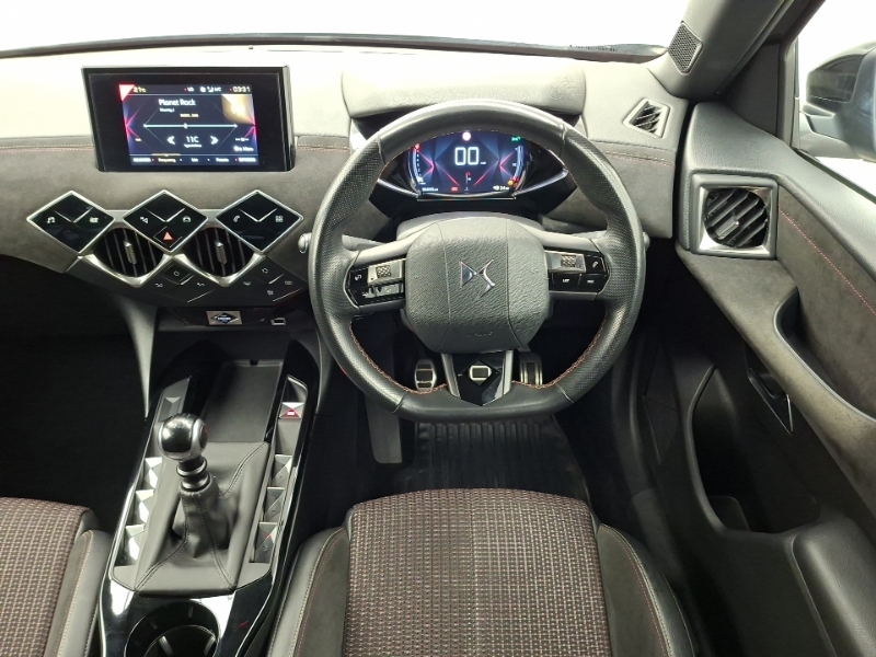DS DS 3 Hatchback  #8
