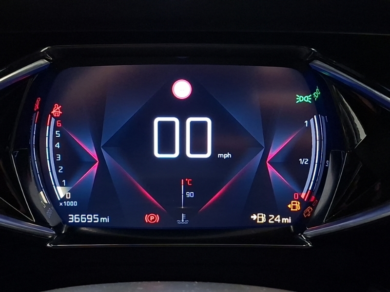 DS DS 3 Hatchback  #9