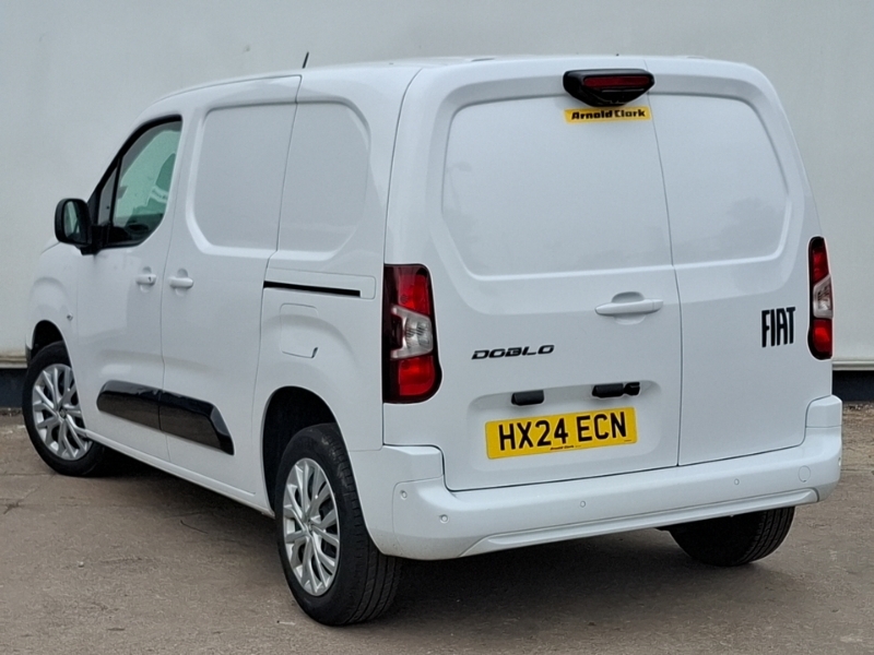 Fiat Doblo 1.5 Multijet 100 H1 Van White #2