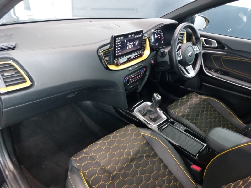 Kia Xceed 1.4T Gdi Isg First Edition YX20RXJ Black #5