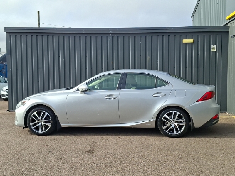 Lexus IS 300H Advance Cvt Silver #4