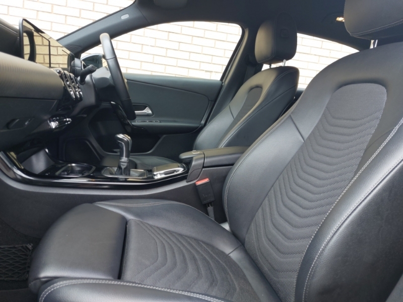 Mercedes-Benz A Class A180 Se LD19NFM Black #5