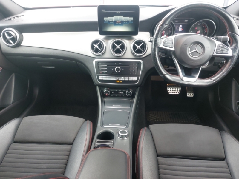 Mercedes-Benz GLA Class Gla 220D 4Matic Amg Line Prem Plus Red #3
