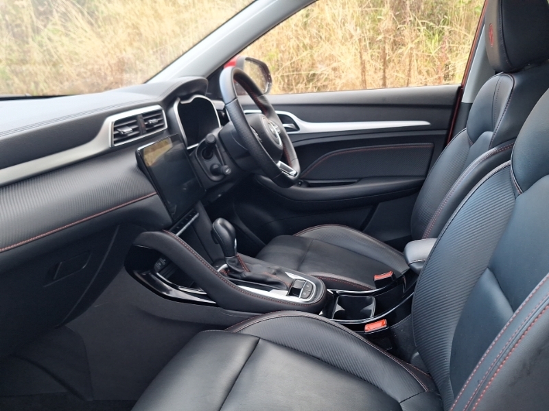 MG ZS 1.0T Gdi Exclusive Dct CA24THG Red #5