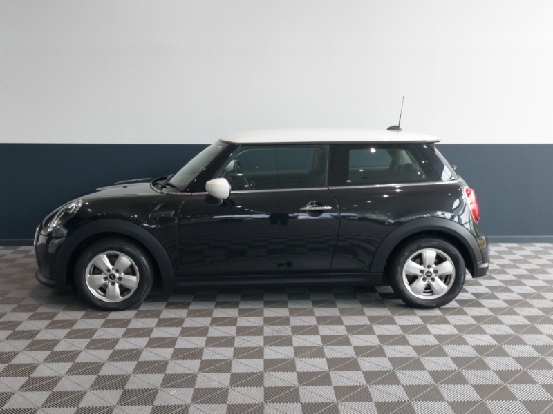 Mini Hatch 1.5 Cooper Classic Premium MH23XTW Black #4