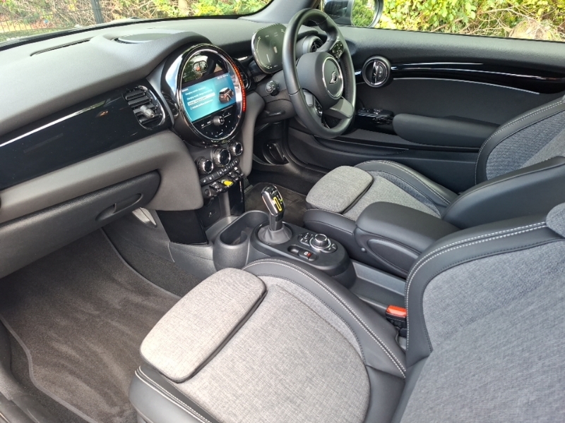 Mini Hatch 135Kw Cooper S Level 2 33Kwh ML23GWE Black #5