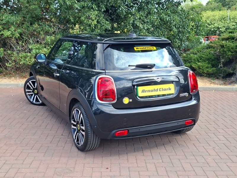 Mini Hatch 135Kw Cooper S Level 2 33Kwh ML23GWE Black #2