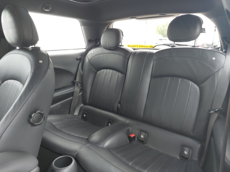 Mini Hatch 1.5 C Exclusive YJ23SHK Black #6