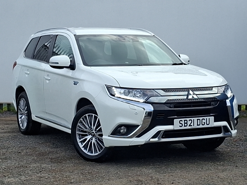 Mitsubishi Outlander 2.4 Phev Dynamic Safety White