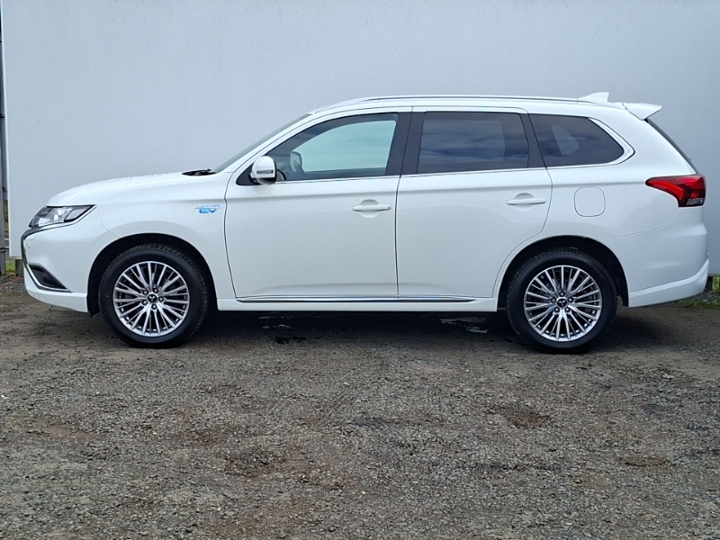 Mitsubishi Outlander 2.4 Phev Dynamic Safety SB21DGU White #4