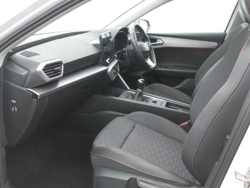 Seat Leon 1.5 Tsi Evo 150 Fr YP71VBD White #5