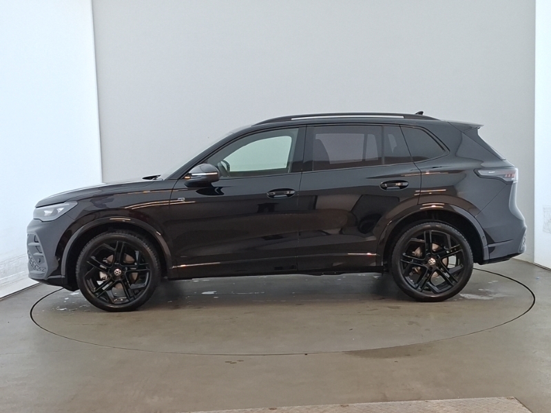 Volkswagen Tiguan 1.5 Etsi 150 Black Edition Dsg Black #4
