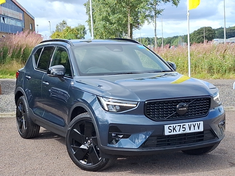 Volvo XC40 2.0 B4p Plus Black Edition Blue
