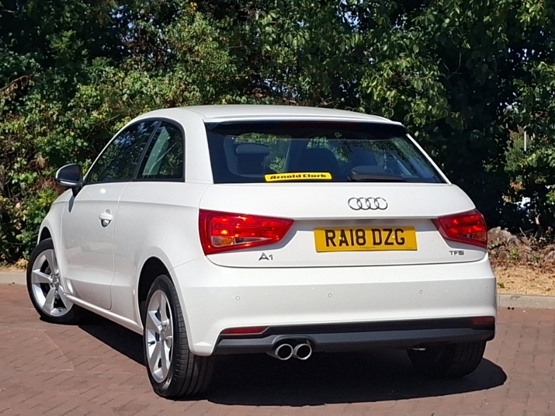 Audi A1 1.4 Tfsi Sport Nav RA18DZG White #2