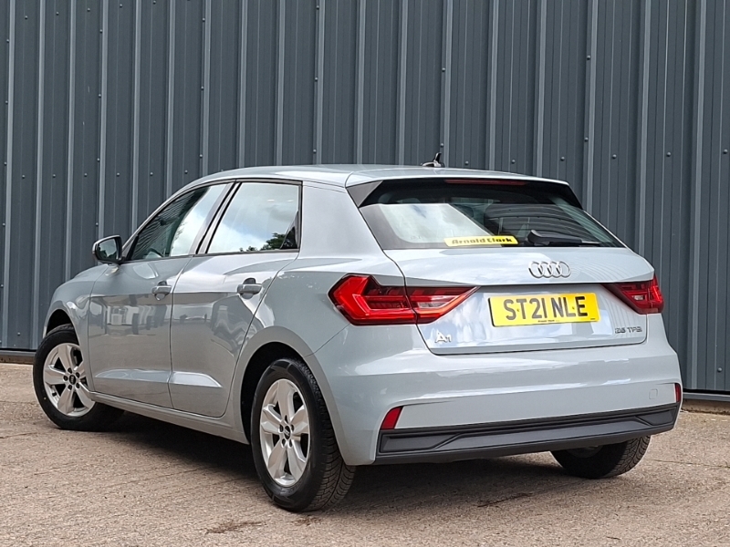 Audi A1 25 Tfsi Technik ST21NLE Grey #2