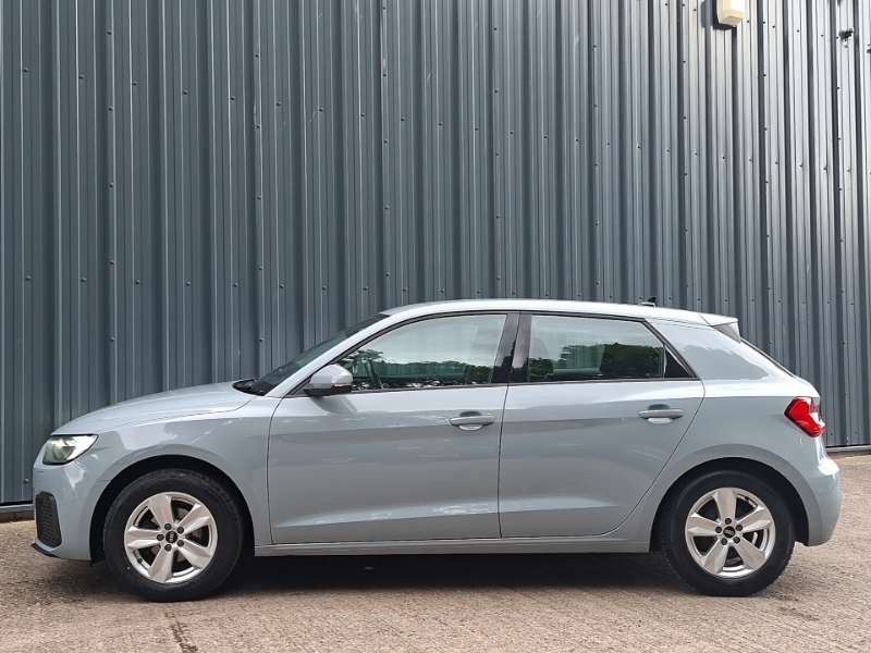 Audi A1 25 Tfsi Technik ST21NLE Grey #4