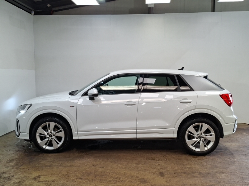 Audi Q2 35 Tfsi S Line S Tronic CVZ8091 White #4