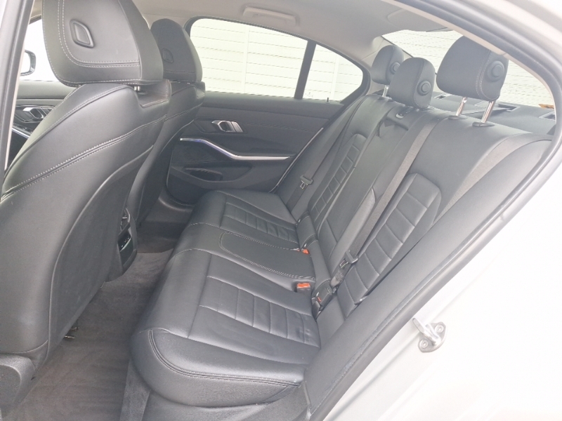 BMW 3 Series 320I Sport Step YH69RYV Silver #6