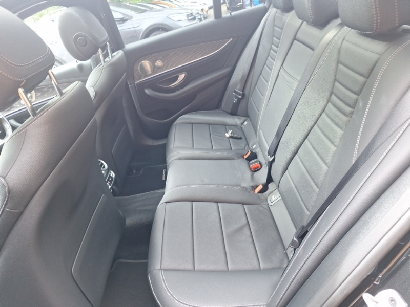 Mercedes-Benz E Class E220d Amg Line Night Edition Prem 9G-tronic Black #6