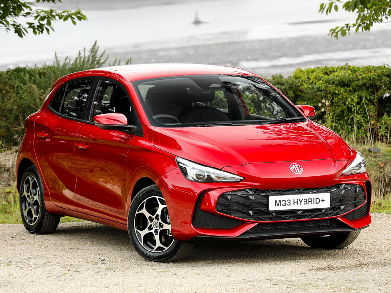 MG MG3 1.5 Hybrid Se Red