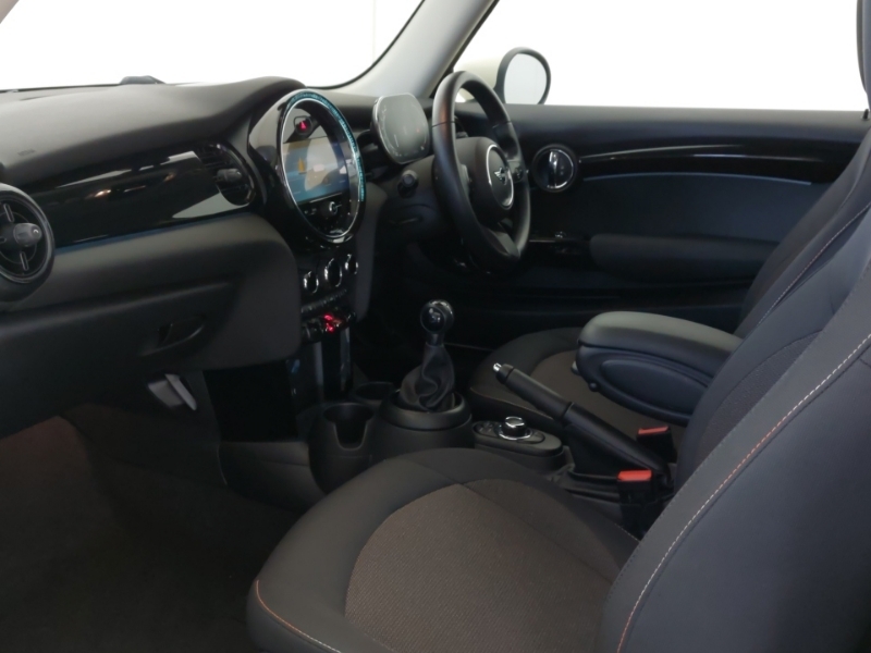 Mini Hatch 1.5 Cooper Classic ND21HKA White #5