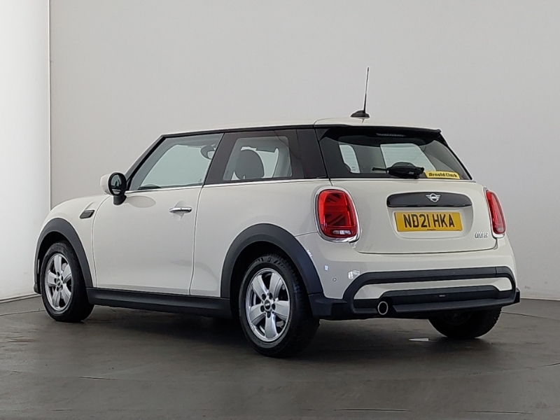 Mini Hatch 1.5 Cooper Classic ND21HKA White #2