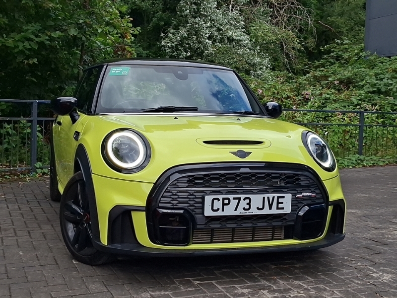 Mini Hatch 2.0 Cooper S Sport Premium CP73JVE Yellow