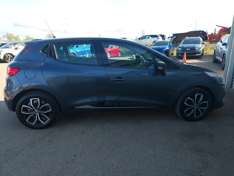 Renault Clio 0.9 Tce 75 Play SJ68WCC Grey #4