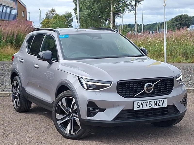 Volvo XC40 2.0 B4p Ultra Dark Silver