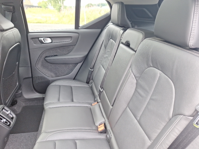 Volvo XC40 2.0 B4p Ultra Dark Silver #6
