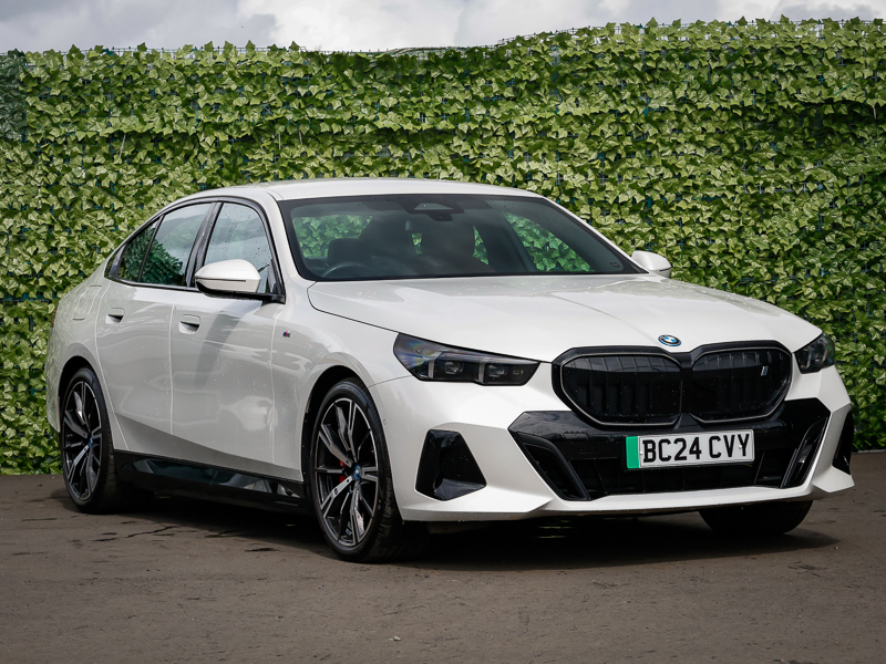 BMW i5 250Kw Edrive40 M Sport Pro 84Kwh White