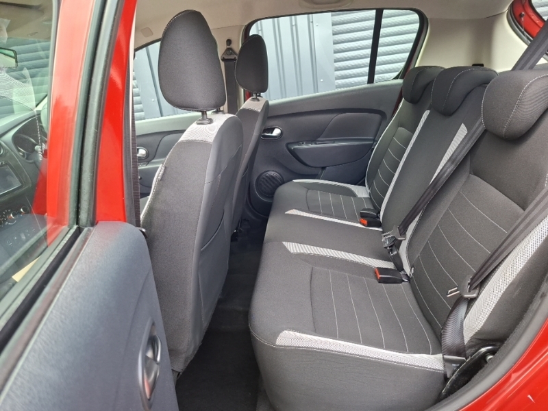 Dacia Sandero Stepway 0.9 Tce Laureate SA67TKV Red #6