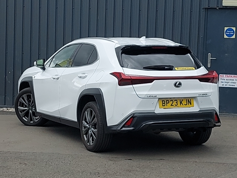 Lexus UX 250H 2.0 F-sport Design Cvt BP23KJN White #2