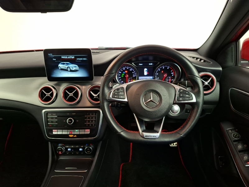 Mercedes-Benz GLA Class Gla 180 Amg Line Edition SB69WKY Red #5