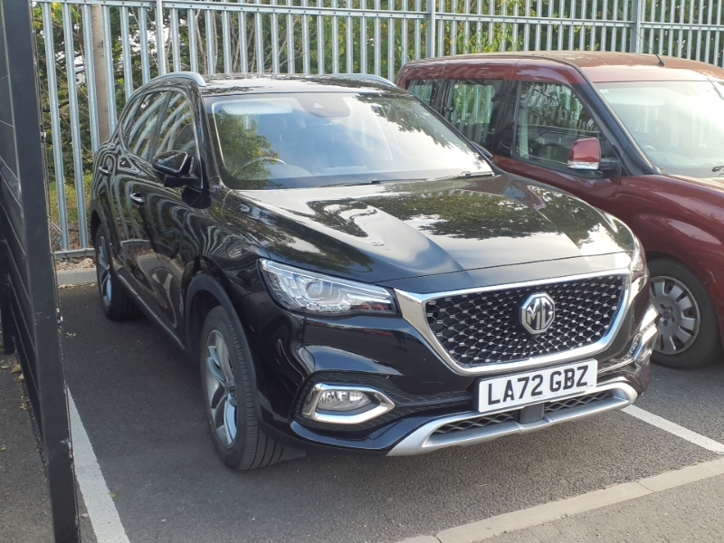MG HS 1.5 T-gdi Exclusive Black