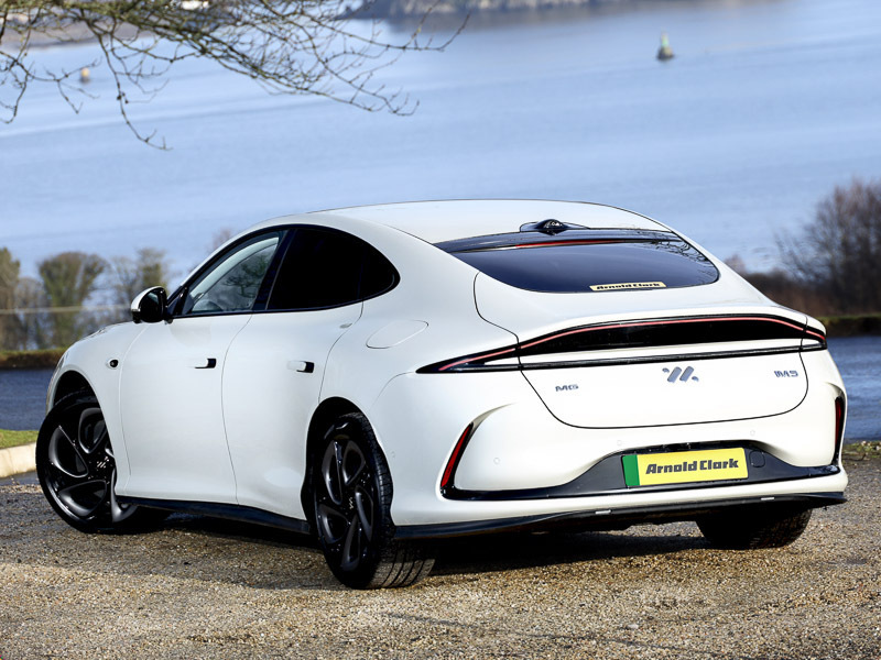 MG IM5 553Kw Performance 100Kwh IM5P1 White #2