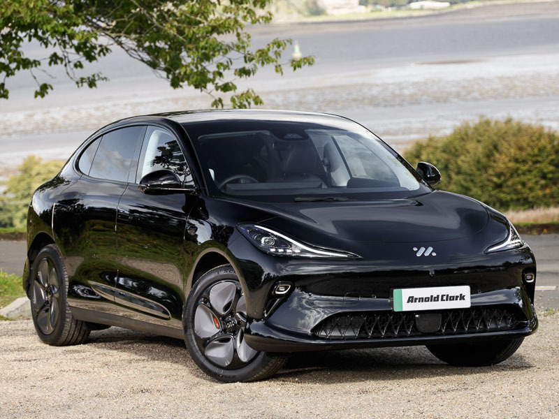 MG IM6 300Kw Long Range 100Kwh Black