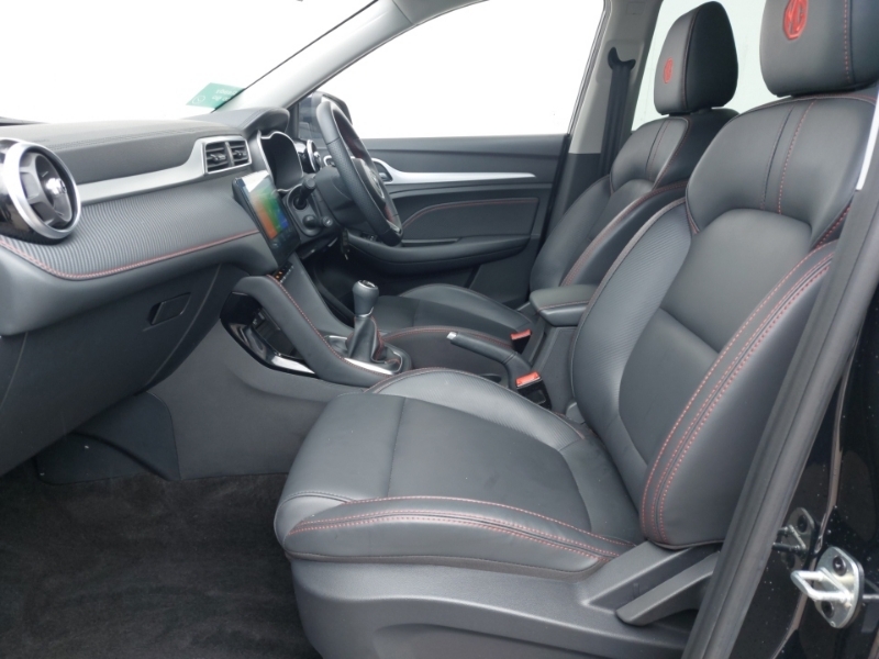 MG ZS 1.5 Vti-tech Exclusive PK73TCX Black #5
