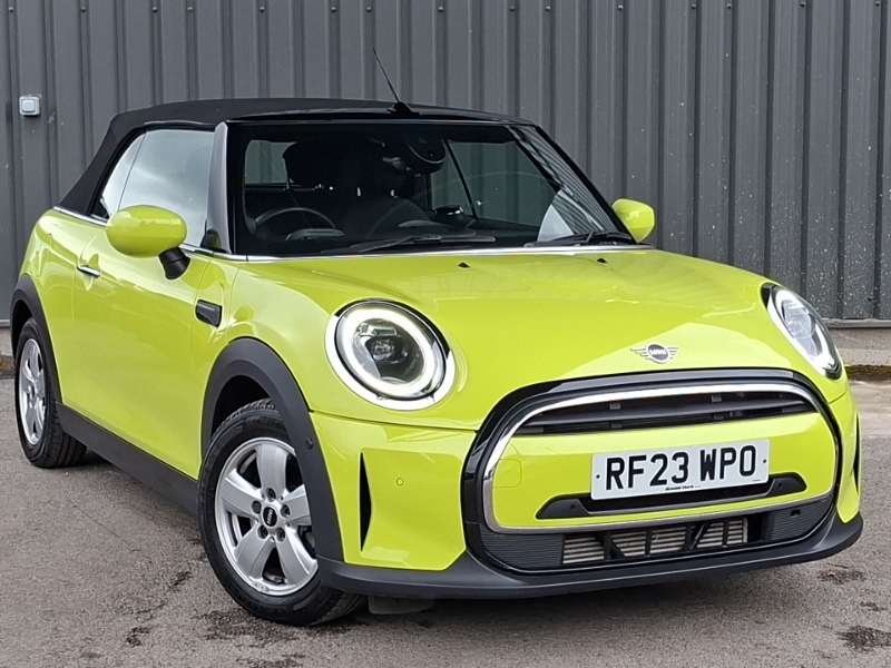 Mini Hatch 1.5 Cooper Classic Premium Plus RF23WPO Yellow