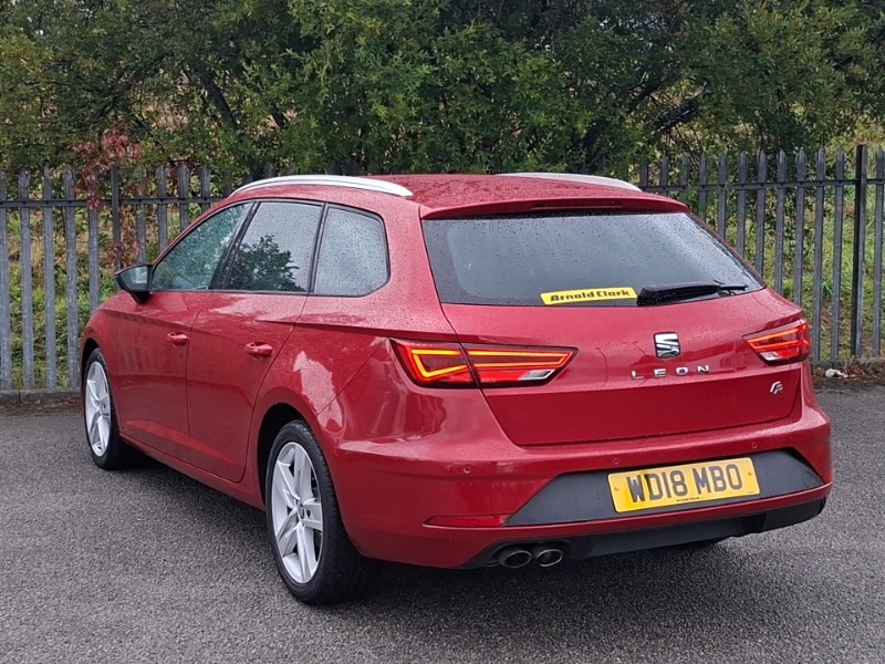 Seat Leon 1.4 Ecotsi 150 Fr Technology WD18MBO Red #2