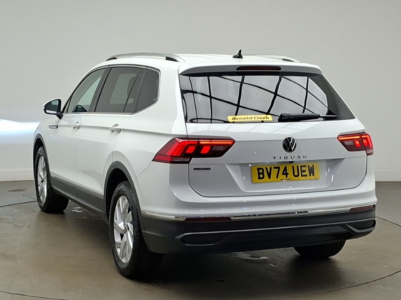 Volkswagen Tiguan Allspace 1.5 Tsi Life Dsg BV74UEW White #2