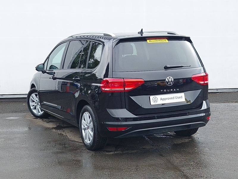 Volkswagen Touran 1.5 Tsi Evo Se Family Dsg Black #2