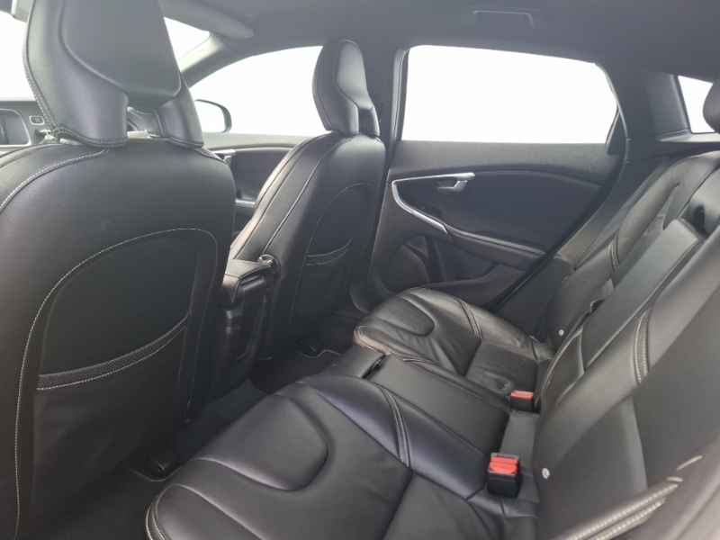Volvo V40 D2 120 R Design Lux Nav KS16GGP Grey #6