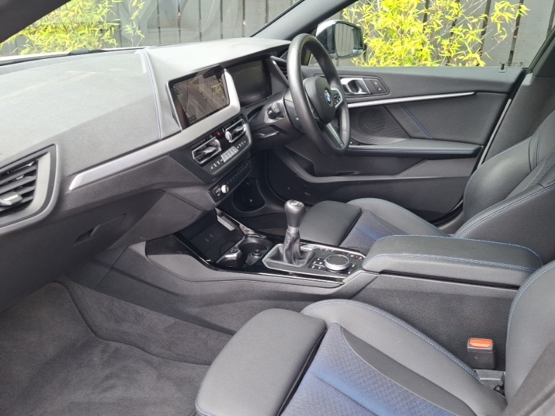 BMW 2 Series 218I 136 M Sport White #5