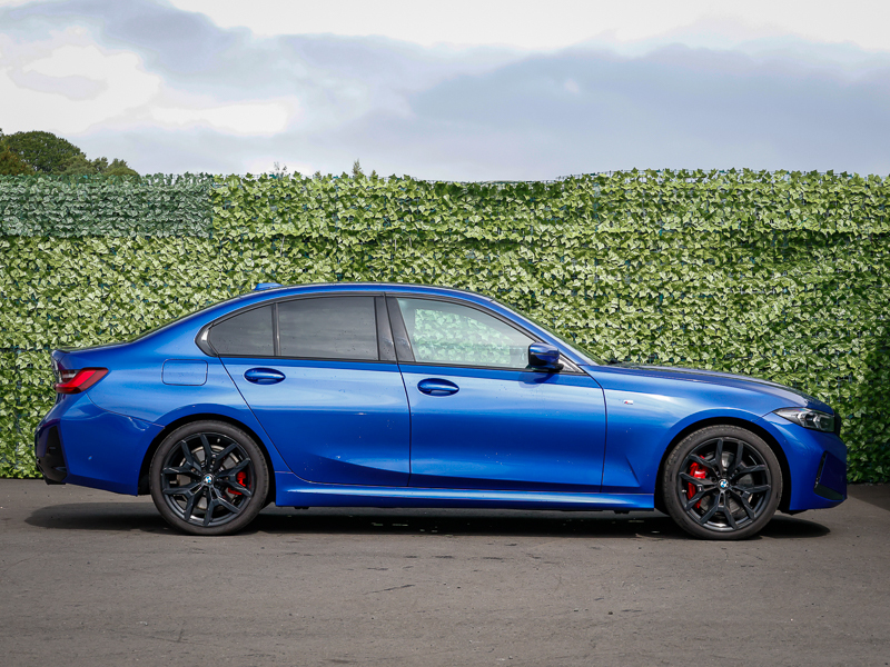 BMW 3 Series 320I M Sport Step YJ75ZAF Blue #3