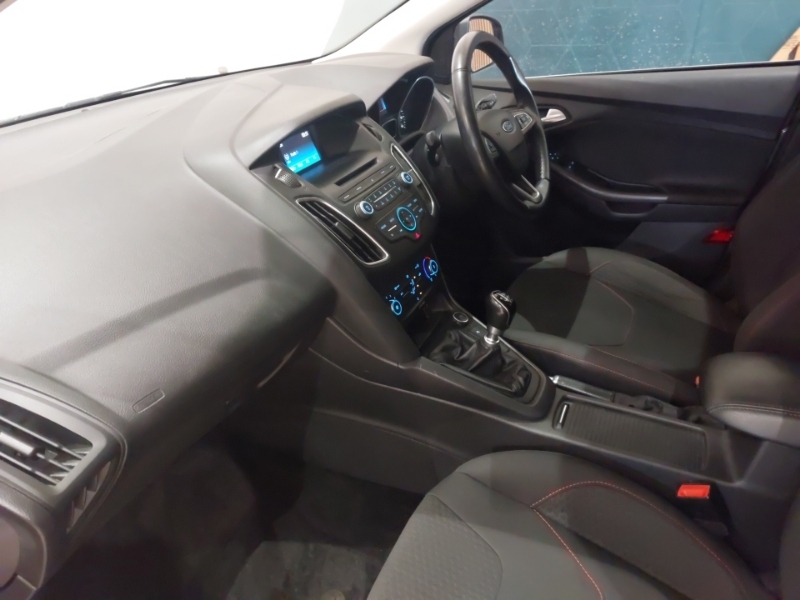 Ford Focus 1.5 Tdci 120 Zetec S SG65XVN Grey #5