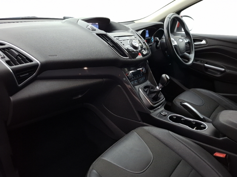 Ford Kuga 2.0 Tdci Titanium 2Wd MA64HBZ Red #5