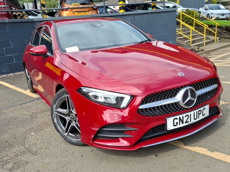 Mercedes-Benz A Class A180 Amg Line Executive Red