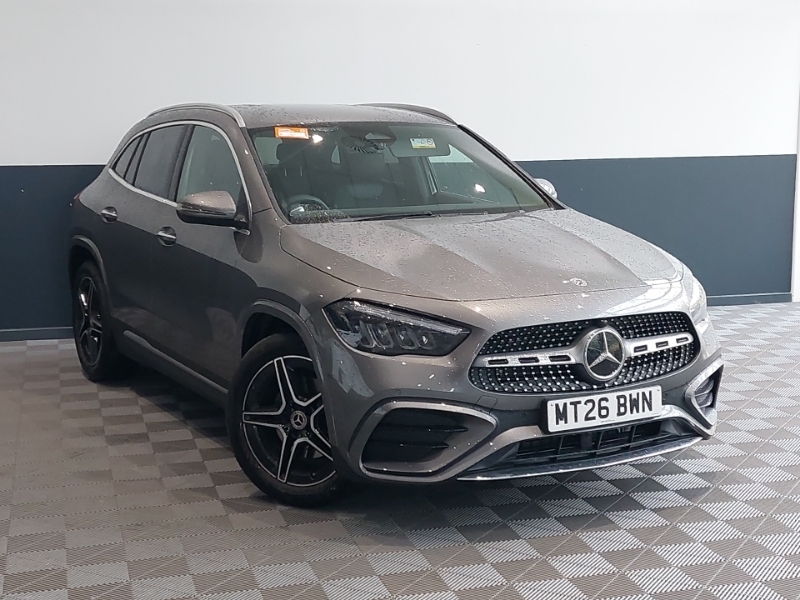Mercedes-Benz GLA Class Gla 200 Amg Line Executive Grey
