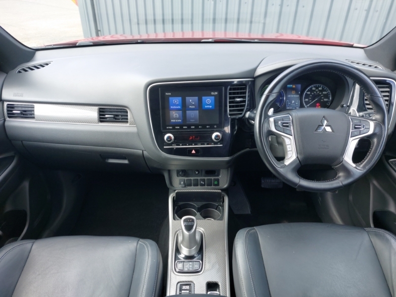 Mitsubishi Outlander 2.4 Phev Dynamic WV20FBJ Red #3